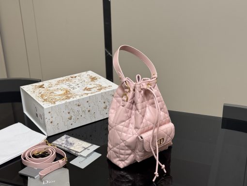 Dior caro bucket