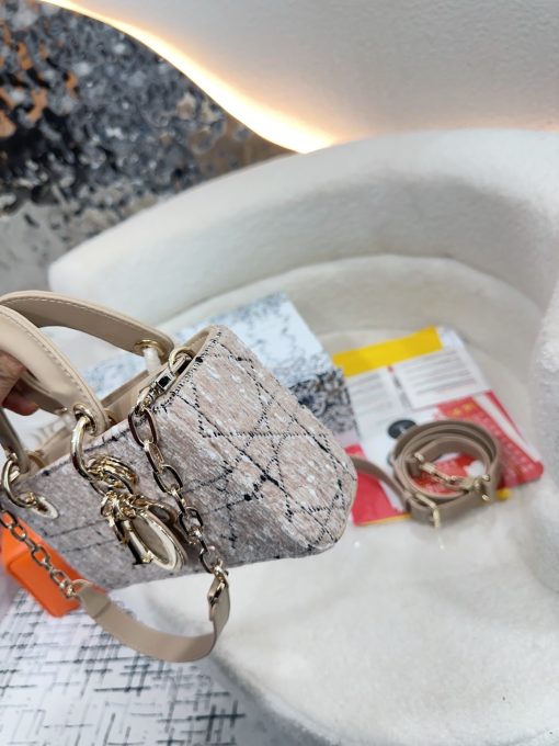 Dior handbag - Image 5