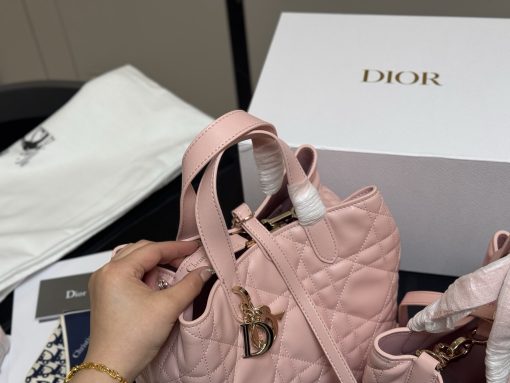 Dior Toujours shopping bag - Image 4