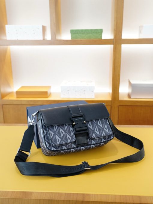 Dior shoulder bag - Image 3