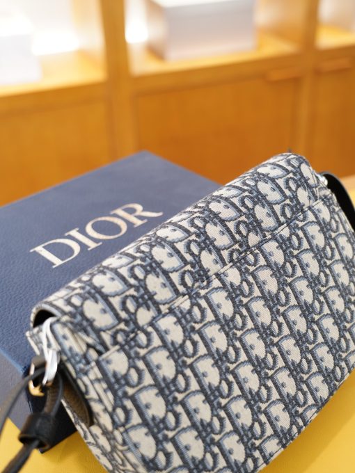 Dior shoulder bag - Image 8