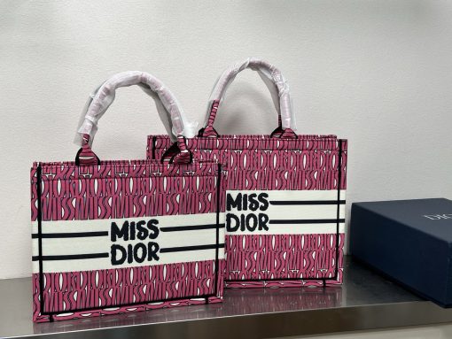 dior embroidered tote bag Dior - Image 6