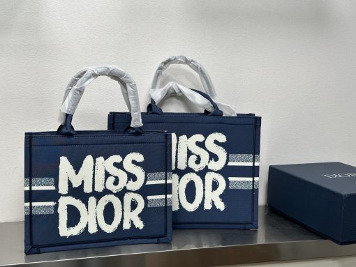 dior embroidered tote bag Dior - Image 10