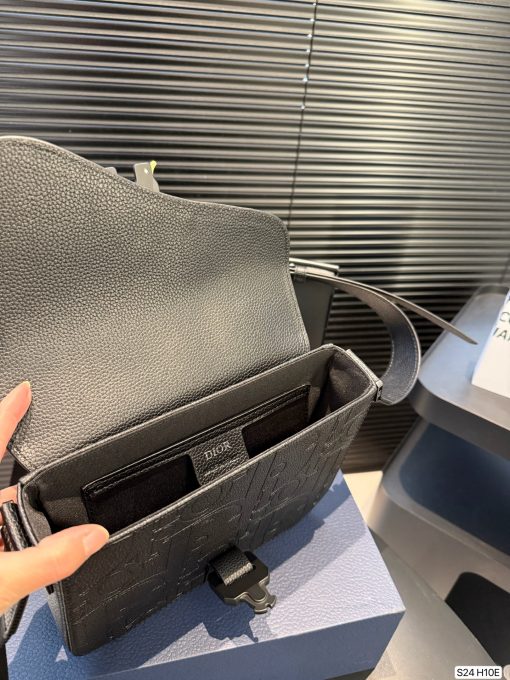 Dior messenger bag - Image 10