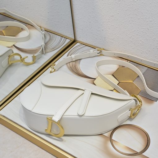 DIOR Soft Saddle bag - Image 7