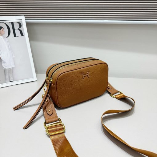 HERMES all-cowhide camera bag - Image 7