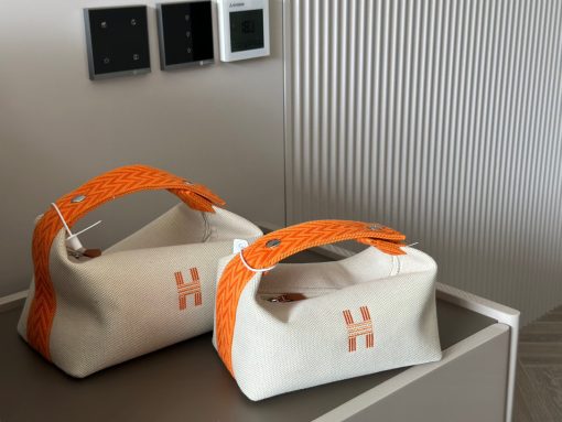 Hermes toiletry bag