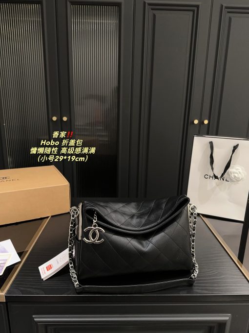 CHANEL folding cover bag - Image 4