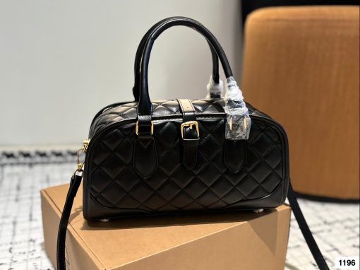 Chanel handbag - Image 6