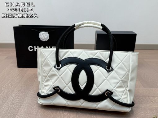 CHANEL tote bag