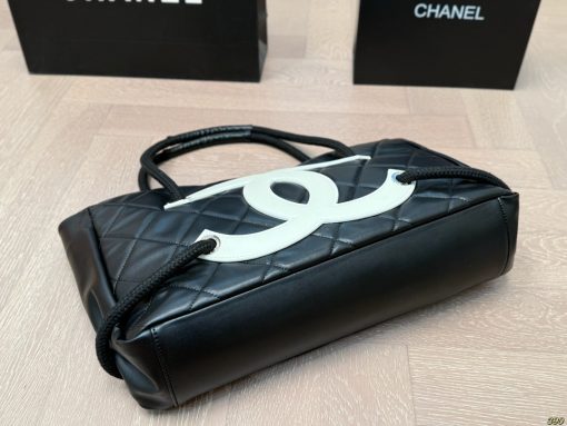 CHANEL tote bag - Image 7