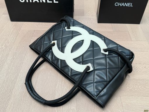 CHANEL tote bag - Image 8