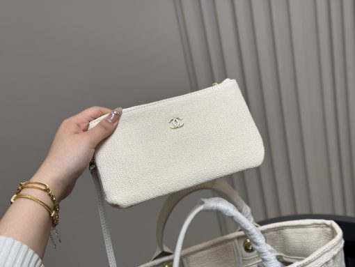 Chanel denim beach bag - Image 4