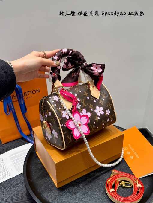Lv Speedy pillow bag - Image 3