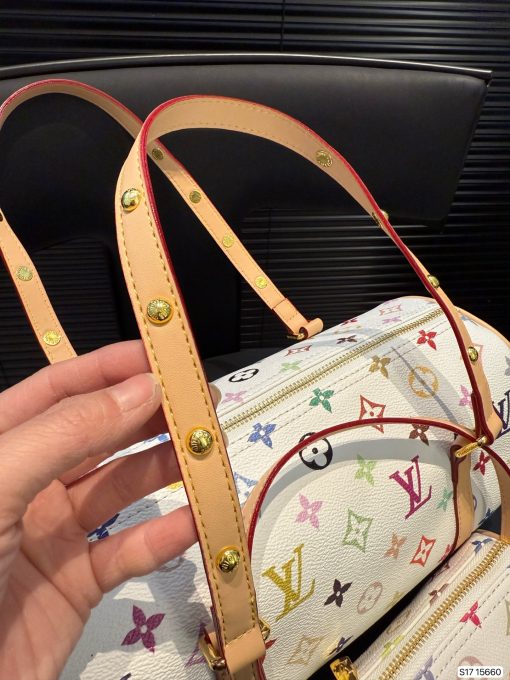 Lv pillow bag - Image 9