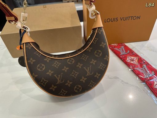 LV Loop crescent-shaped bag - Image 7