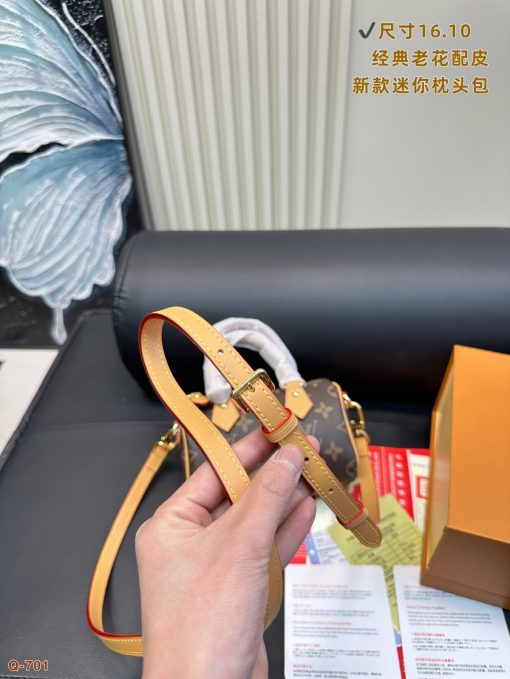 LV mini pillow bag - Image 7