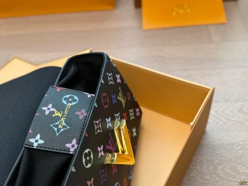 LV Twist - Image 10
