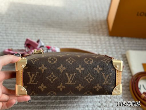 LV soft case - Image 6