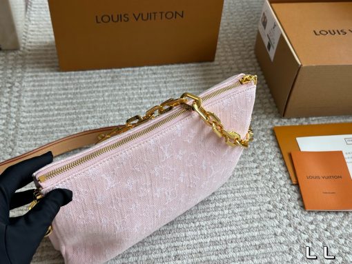 Lv Coussin clutch bag - Image 3