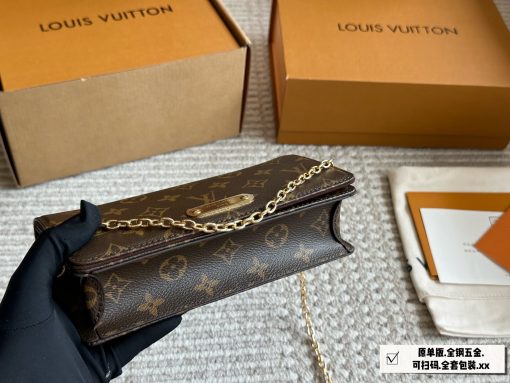LV WALLET ON CHAIN LILY - Image 7