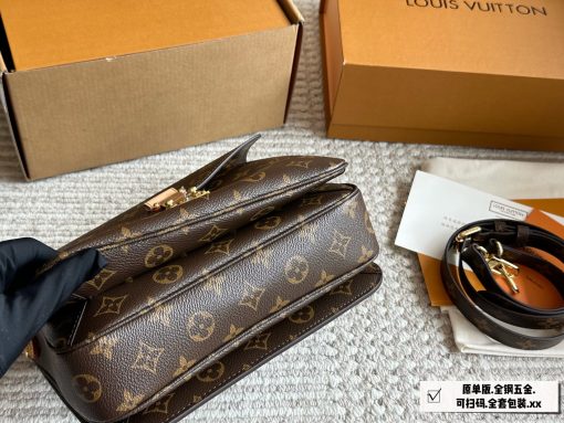 Louis Vuitton Pochette Metis - Image 8