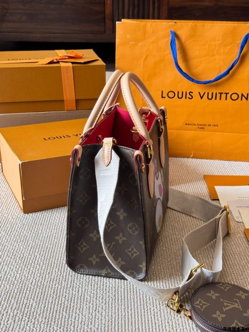 LV Onthego - Image 7
