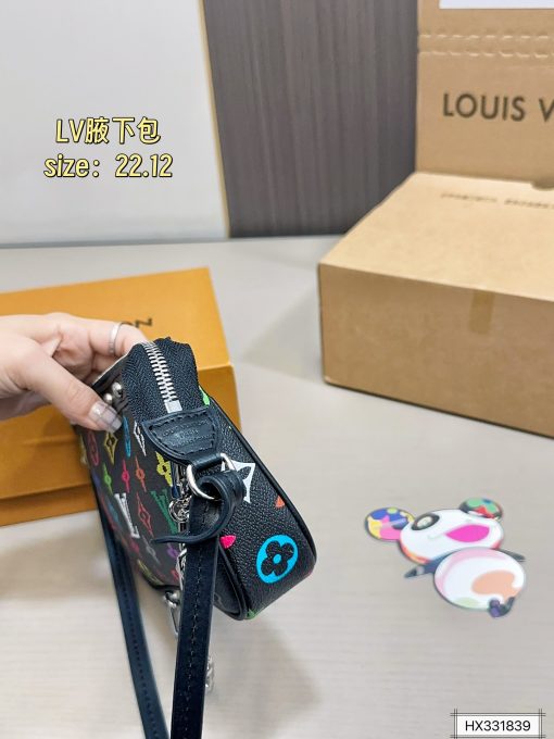 LV underarm bag - Image 4