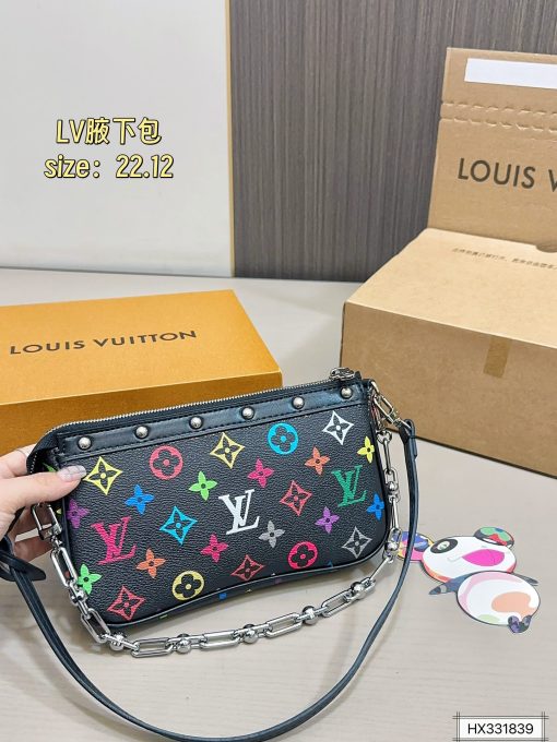 LV underarm bag - Image 6