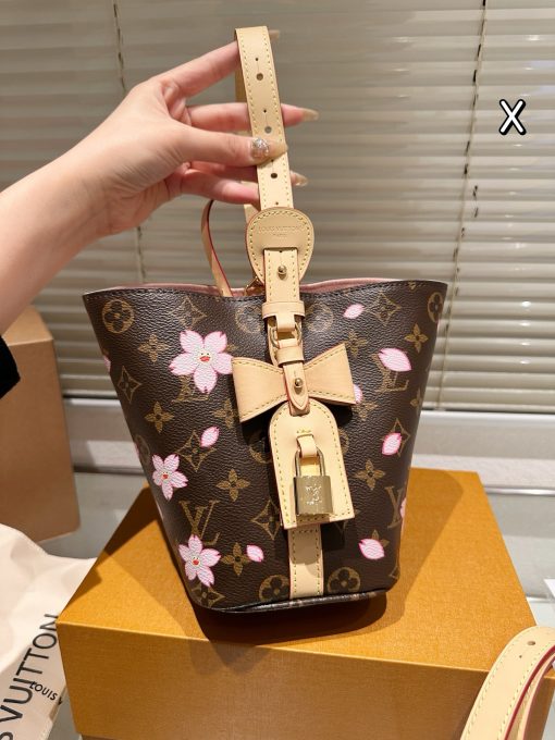 LV All InBB handbag - Image 4