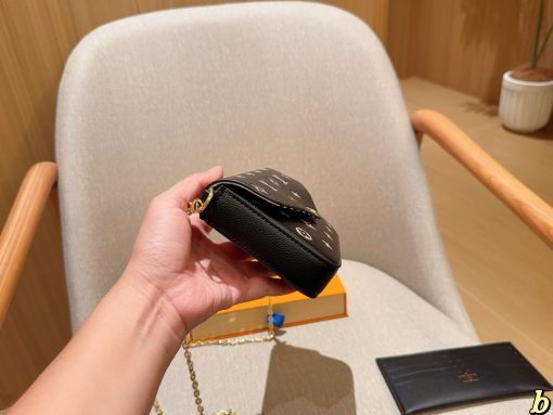 LV envelope bag - Image 5
