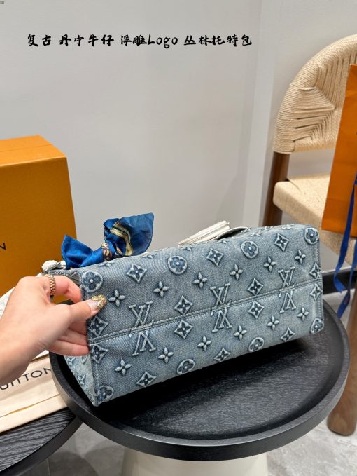 LV Onthego shopping bag - Image 7