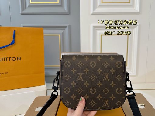 LV messenger bag - Image 9