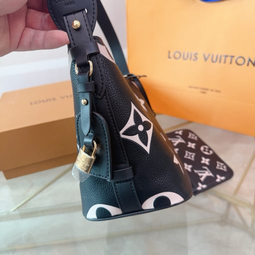 LV bucket bag - Image 6