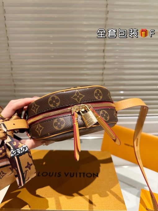 LV Boite Chapeau - Image 4