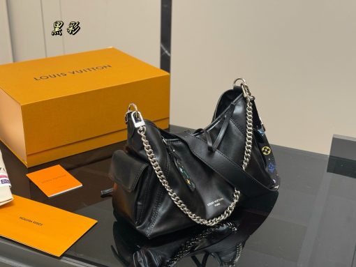 LV CarryAll - Image 6