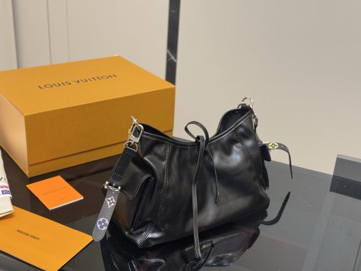 LV CarryAll - Image 8