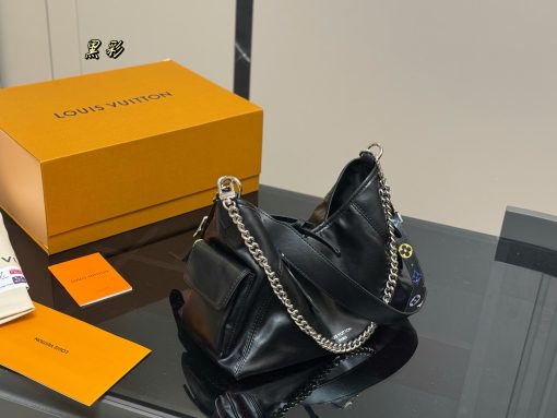 LV CarryAll - Image 10