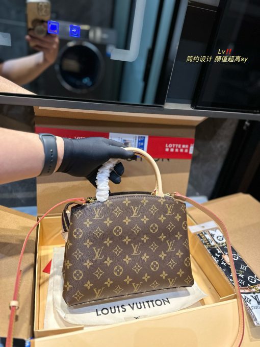 LV FLEUR TOTE handbag - Image 7