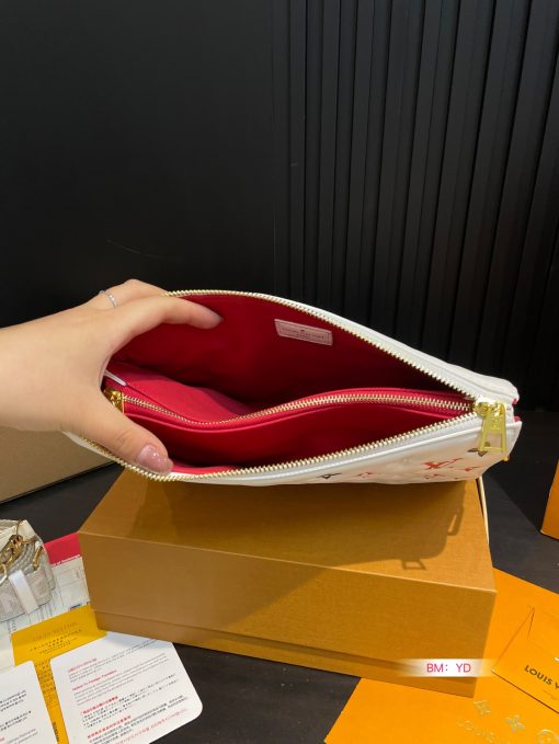 LV COUSSIN handbag - Image 10