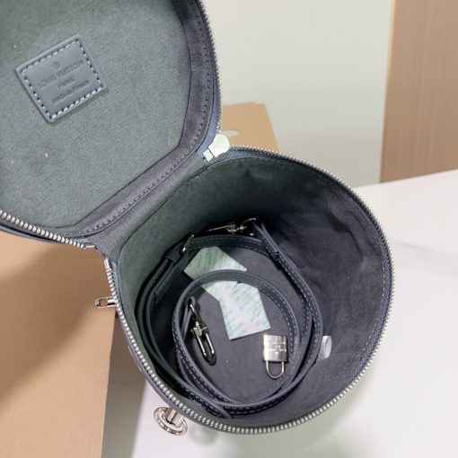 LV denim barrel - Image 10