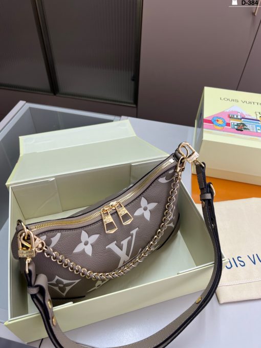LV horn bag - Image 6