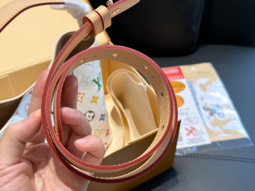 LV all in bucket bag - Image 9