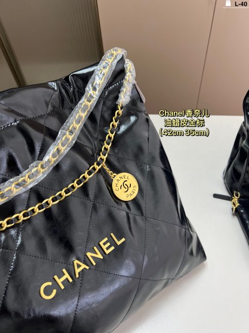 Chanel Garbage bag - Image 8