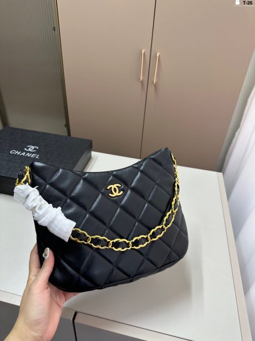 Chanel armpit bag - Image 9