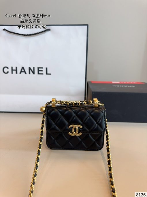 Chanel red envelopes - Image 7
