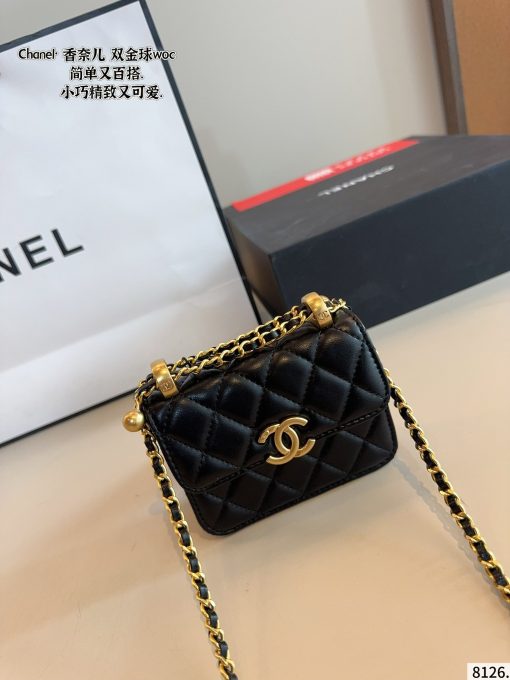 Chanel red envelopes - Image 8