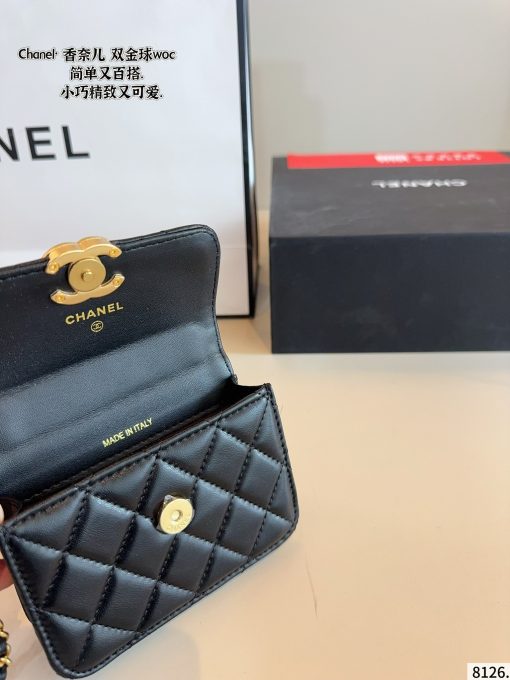 Chanel red envelopes - Image 9