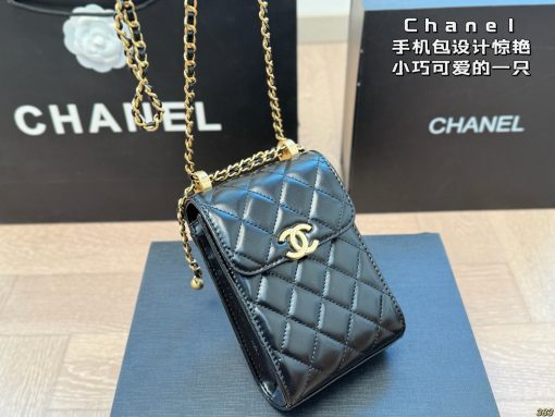 Chanel mobile phone bag - Image 4