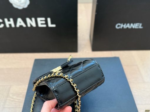 Chanel mobile phone bag - Image 7